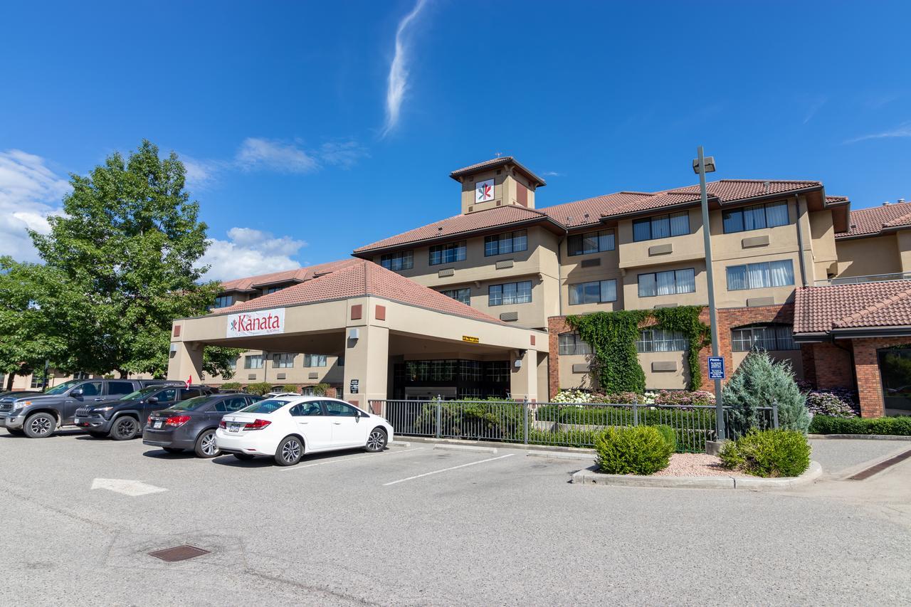 Hotel Kelowna & Conference Centre Exterior photo